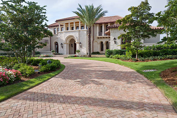 Reasons to Select Us for Your Driveway Paving Requirements in Pembroke Pines, FL